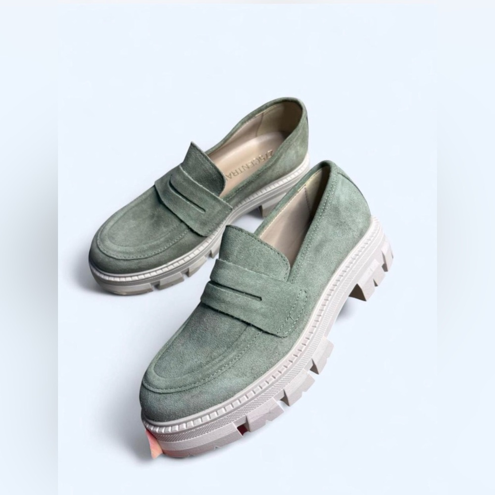 275 Central Olive‎ Green Lindor Loafers
